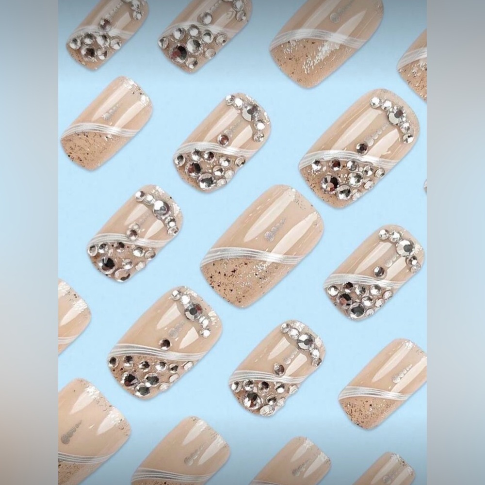 Silver Glitter & Rhinestone Short Square Nail Kit, Press-On, New